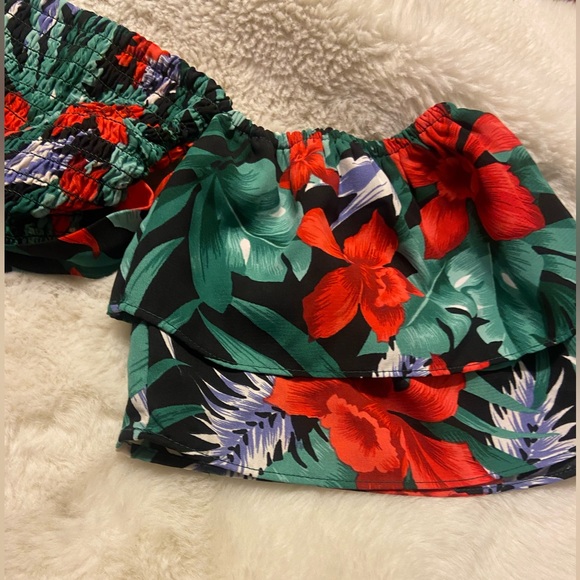 NWOT WOW Couture tropical 2-piece skirt set vacation size Small - Picture 5 of 10